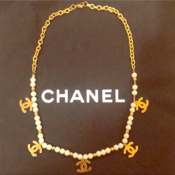 CHANEL Jewelry - Chanel choker necklace. Perfect condition